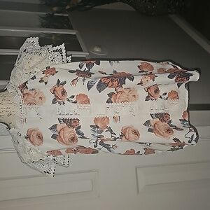 Floral‎ Blouse  Size XL